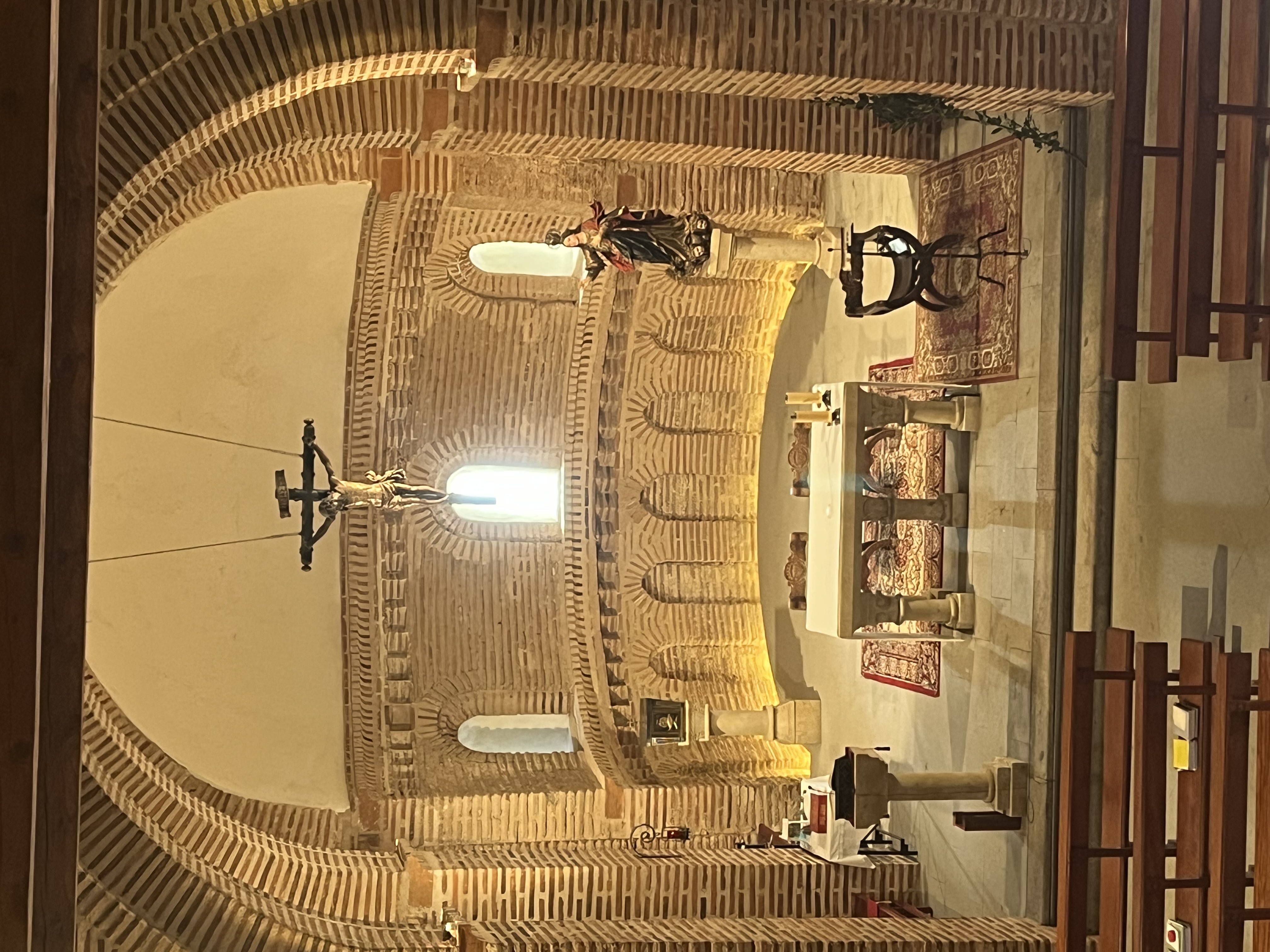 Iglesia Interior.jpeg